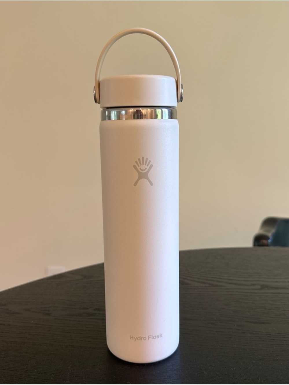 Hydro Flask Narrow Mouth Bottle - Soft Cream